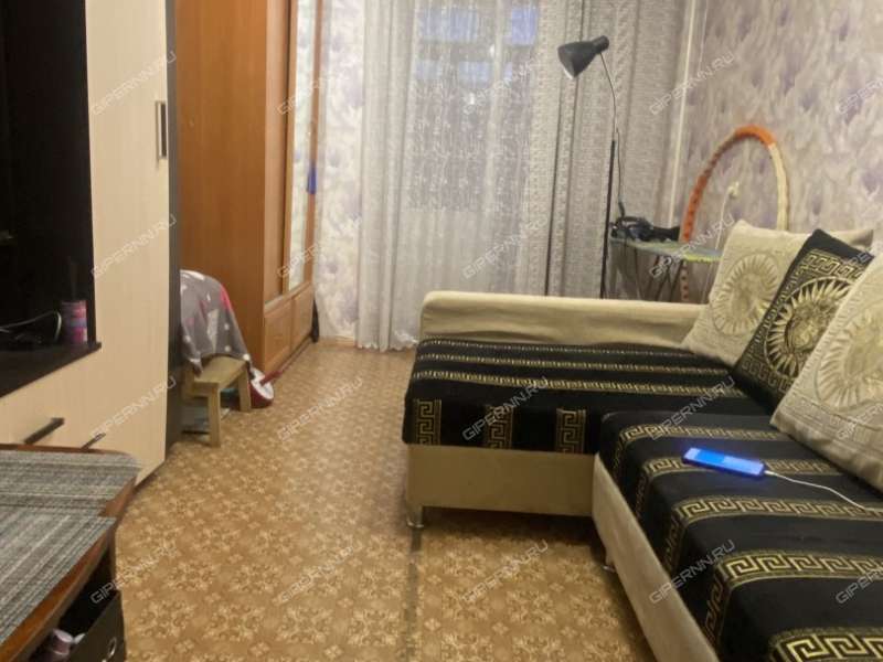 комната в доме 42 на улице Бурденко