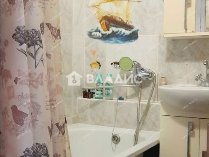 трёхкомнатная квартира на 31 город Кстово