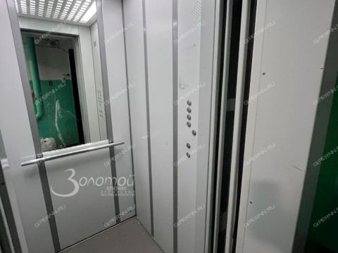 2-komnatnaya-ul-admirala-makarova-d-6-2 фото