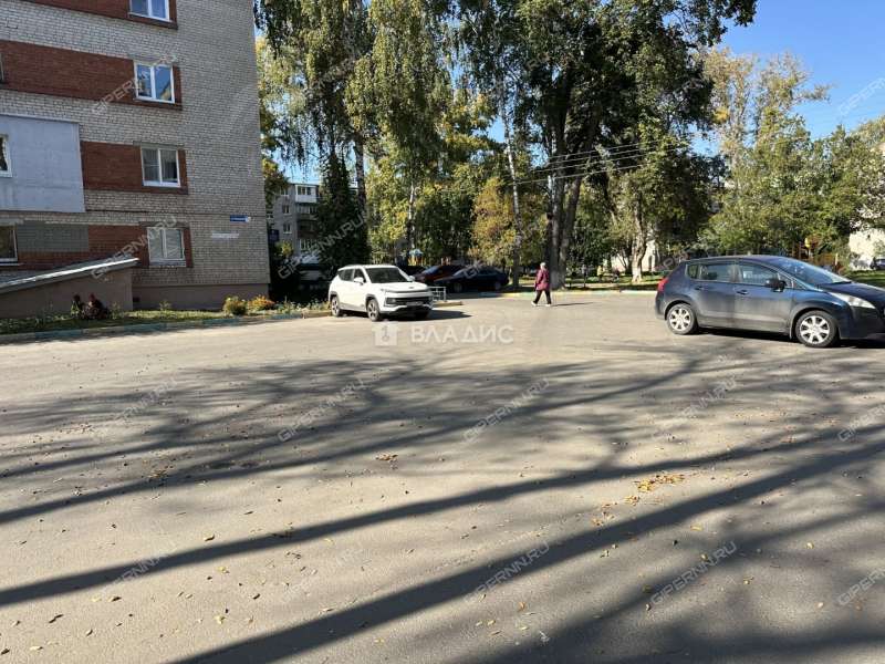 четырёхкомнатная квартира на улице Баумана дом 50 к1