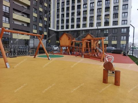 3-komnatnaya-ul-rodionova-d-31 фото