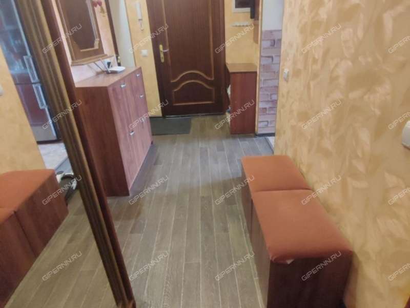 трёхкомнатная квартира на Перекопской улице дом 3