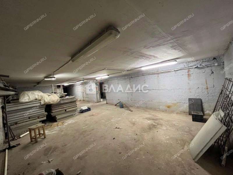 помещение под помещение свободного назначения на 20