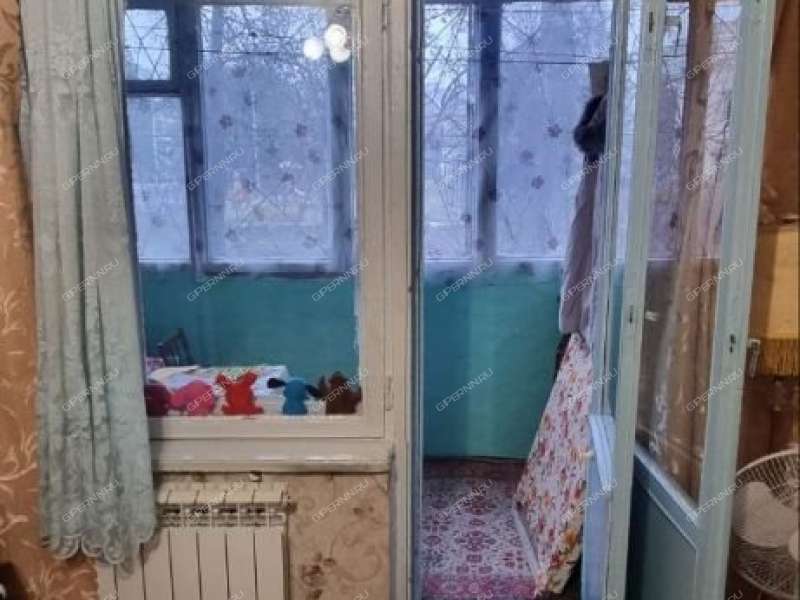 трёхкомнатная квартира на улице Ватутина дом 16а