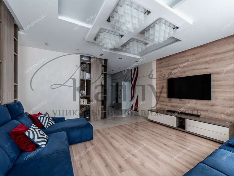 пятикомнатная квартира на улице Воровского дом 24