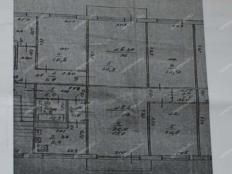 трёхкомнатная квартира на улице Адмирала Васюнина дом 8