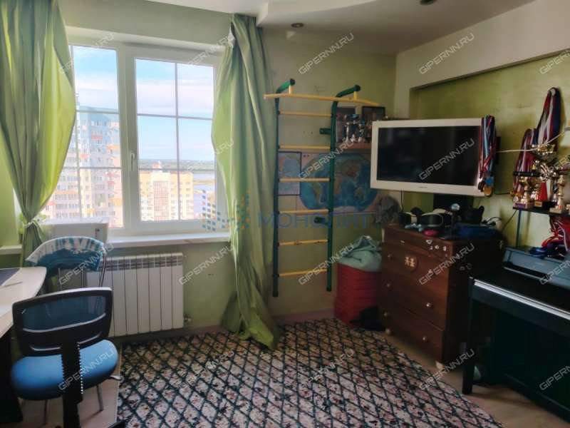 пятикомнатная квартира на улице Карла Маркса дом 44