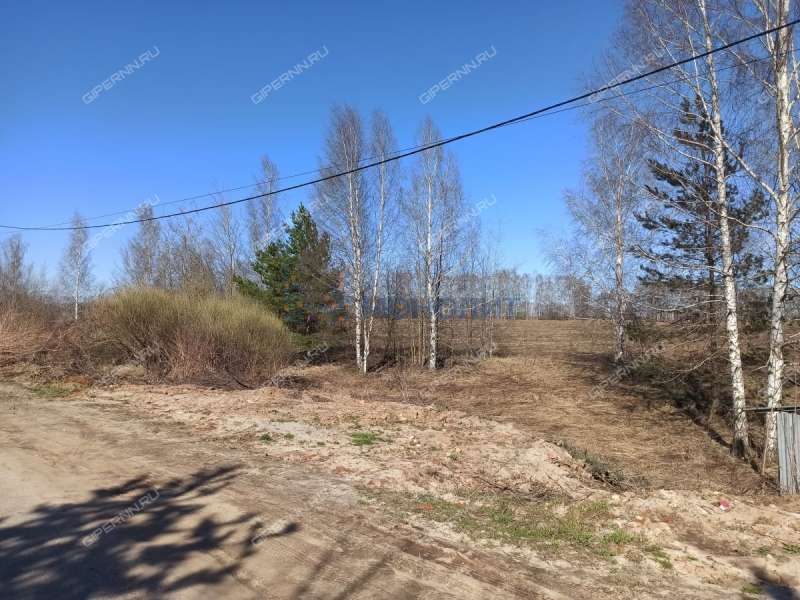 земельный участок 15 соток Радужная улица