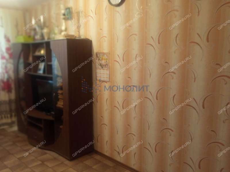 трёхкомнатная квартира на Центральной улице дом 6 село Лакша