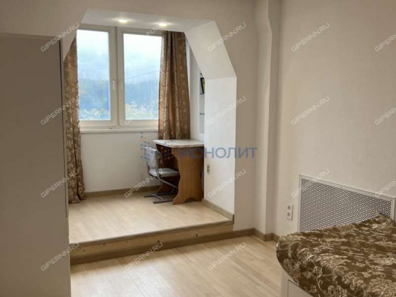 трёхкомнатная квартира на Юбилейной улице дом 28