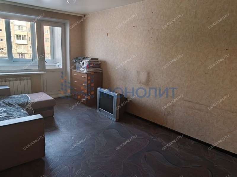 однокомнатная квартира в 2-м микрорайоне дом 37 город Бор