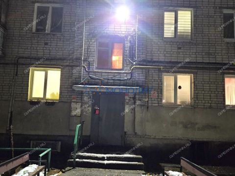 3-komnatnaya-ul-cvetochnaya-d-1 фото