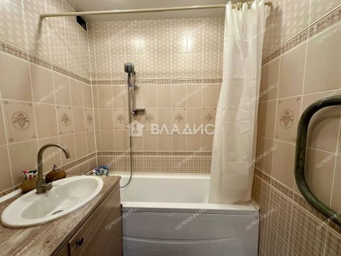 1-komnatnaya-ul-rodionova-d-25 фото