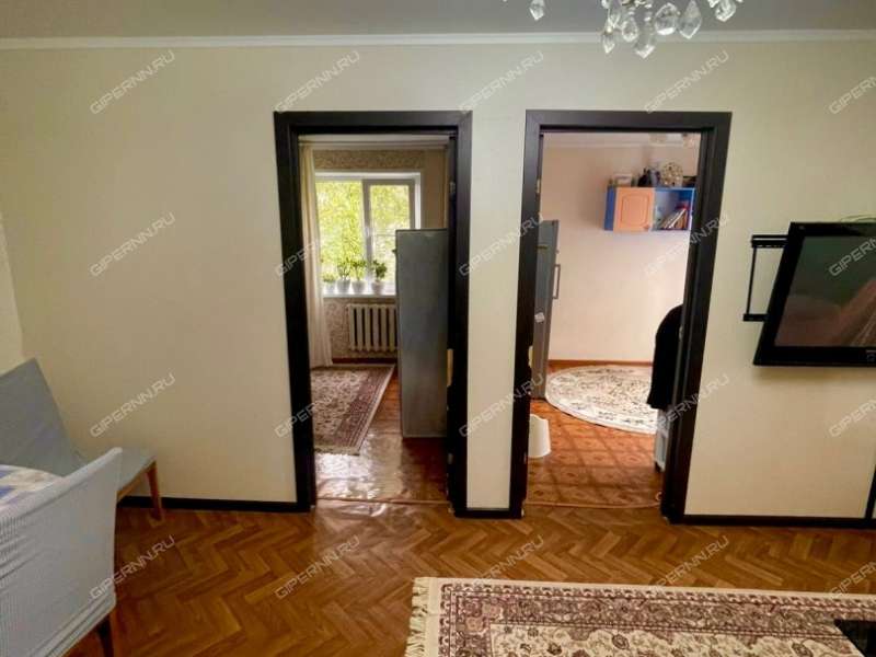 четырёхкомнатная квартира на проспекте Ленина дом 43 к5