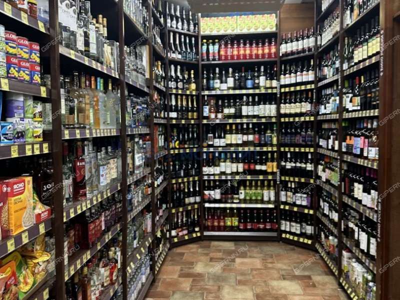 помещение под помещение свободного назначения, торговую площадь на улице Коминтерна