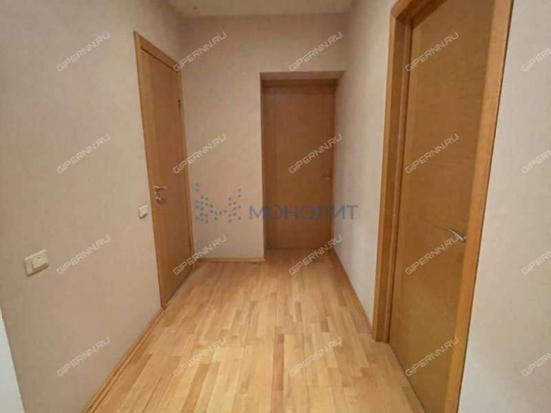 четырёхкомнатная квартира на улице Нестерова дом 33