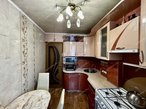 3-komnatnaya-b-r-zarechnyy-d-9 фото