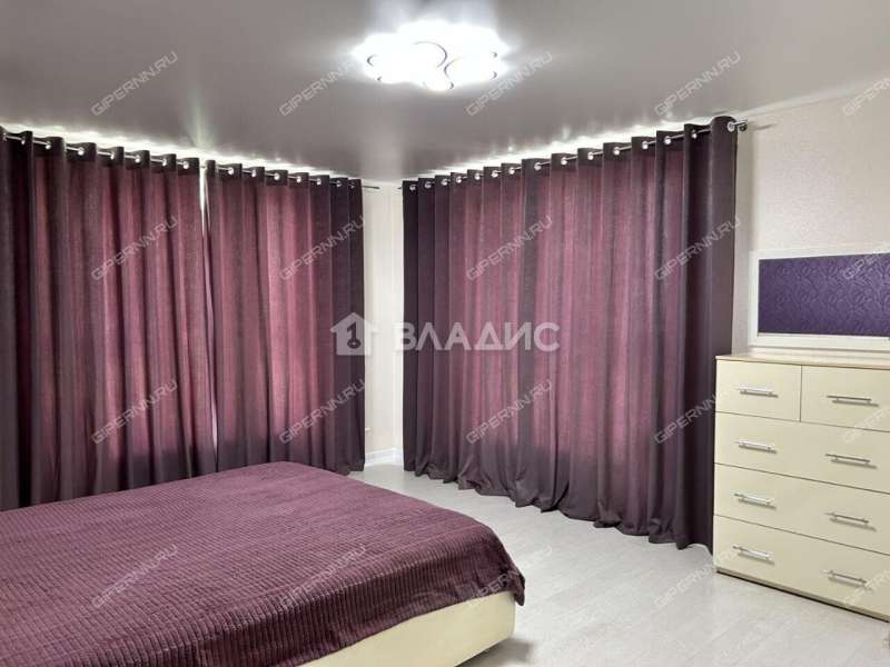 трёхкомнатная квартира на улице Родионова дом 192 к3