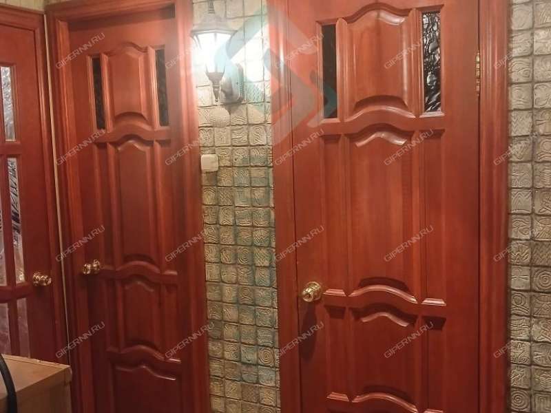 трёхкомнатная квартира на Авангардной улице дом 16