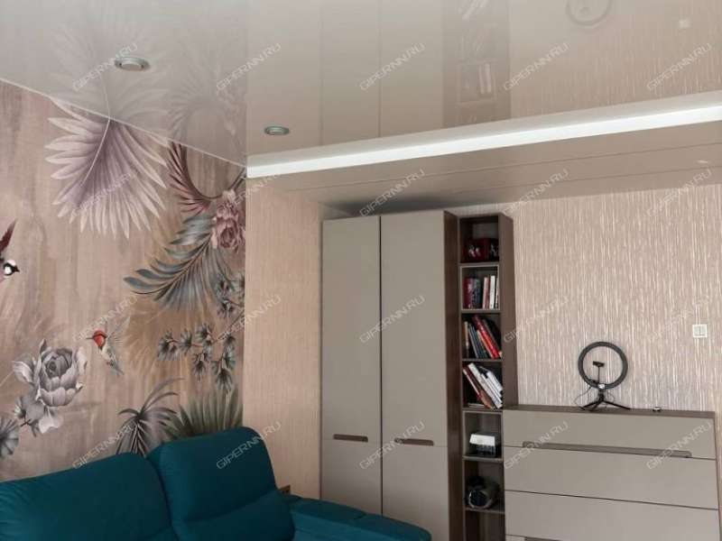 трёхкомнатная квартира на улице Воровского дом 13