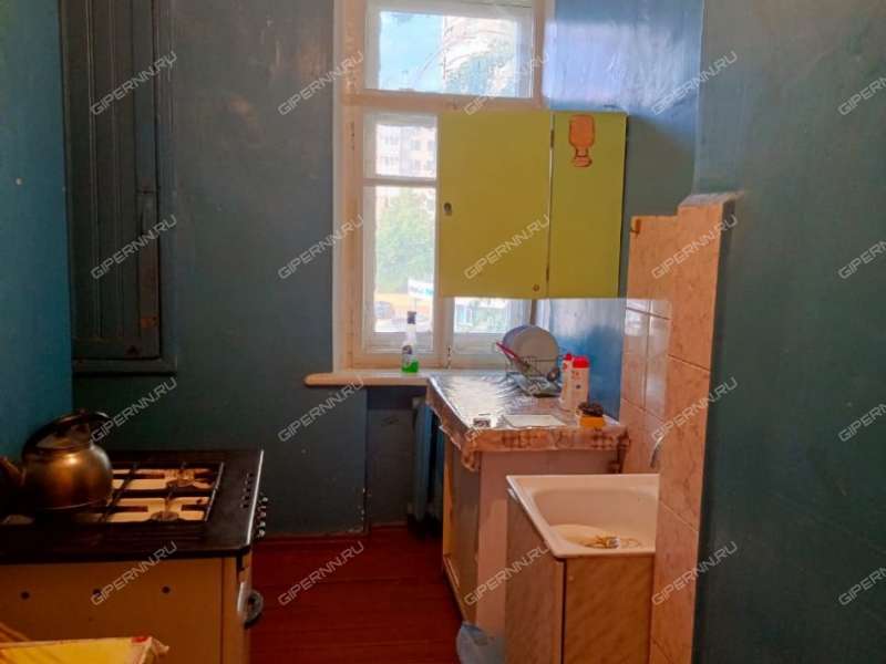 трёхкомнатная квартира на улице Ванеева дом 11