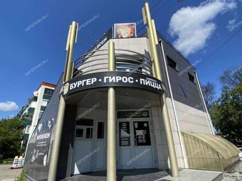 здание под офис, торговую площадь на улице Мира город Кстово