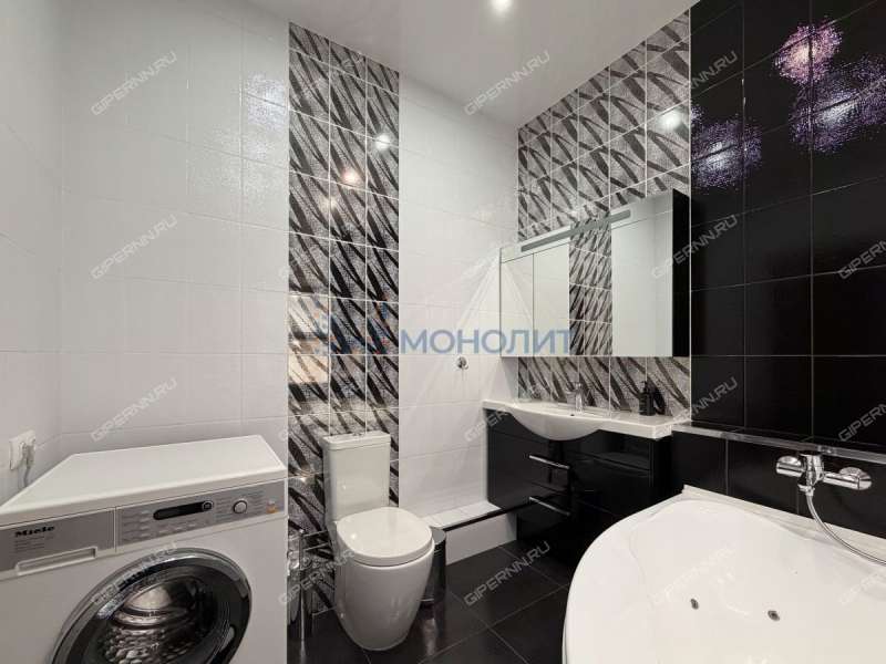 трёхкомнатная квартира на улице Максима Горького дом 77