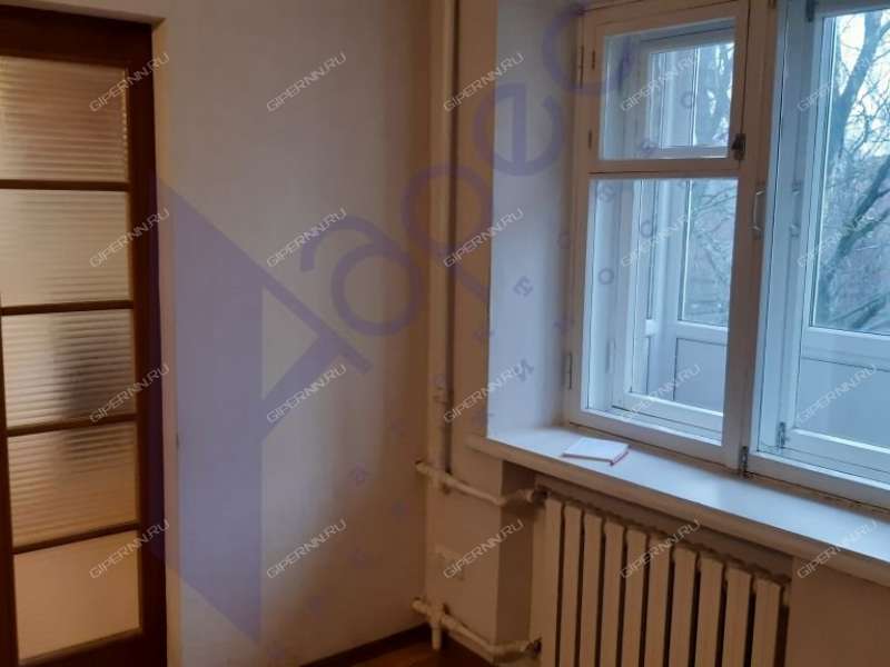 трёхкомнатная квартира на Ошарской улице дом 53