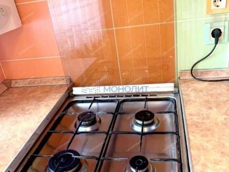 трёхкомнатная квартира на проспекте Ильича дом 47