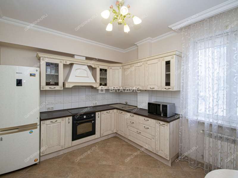 двухкомнатная квартира на улице Белинского дом 11/66