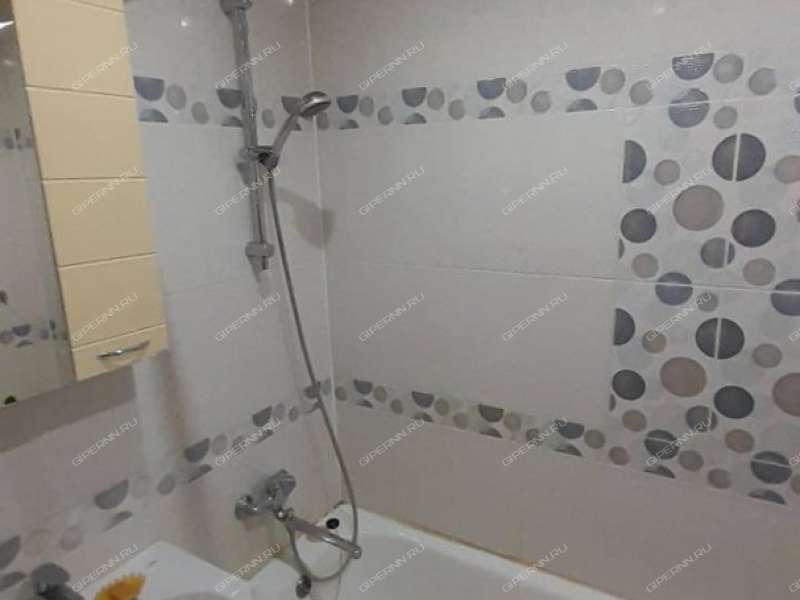 трёхкомнатная квартира на Ошарской улице дом 98