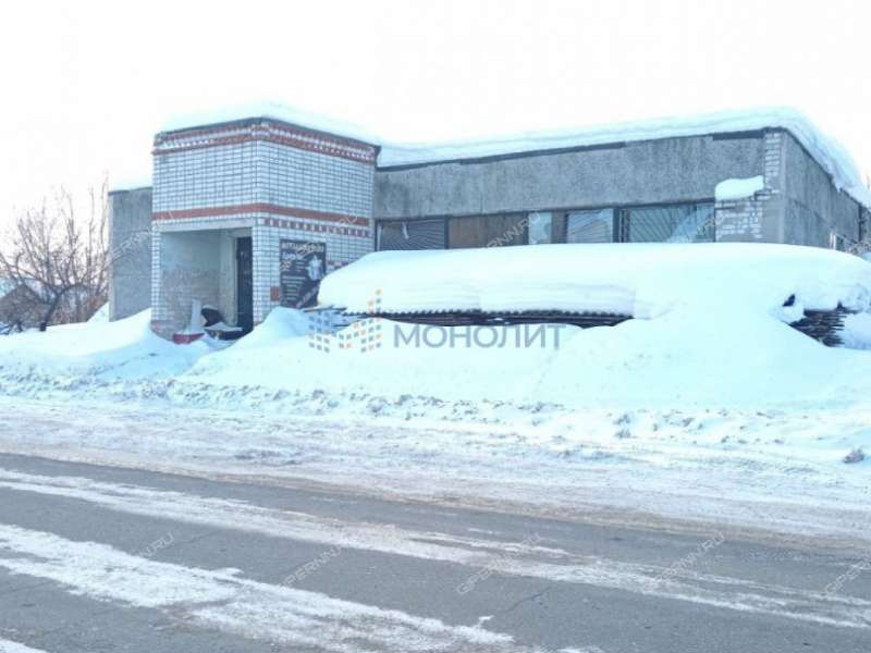 здание под торговую площадь, склад на Молодёжной улице деревня Медведево