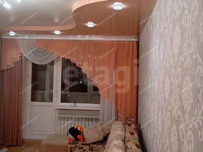 трёхкомнатная квартира на улице Героя Советского Союза Усилова дом 3