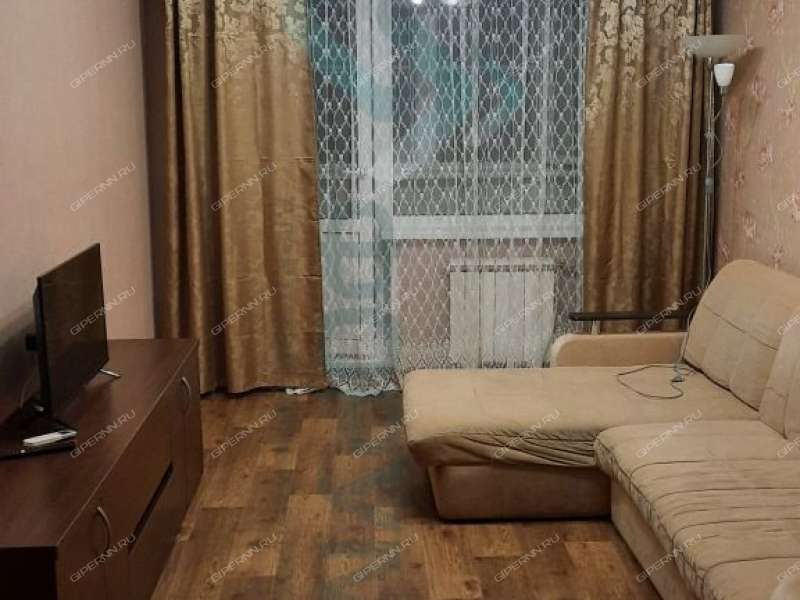 трёхкомнатная квартира на Московском шоссе дом 13