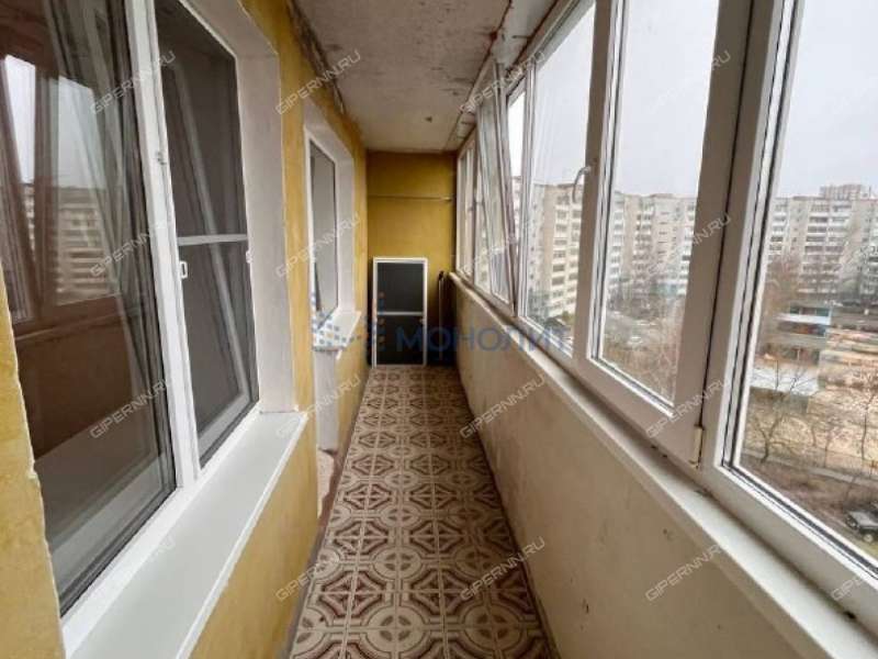 трёхкомнатная квартира на улице Петрищева дом 14 город Дзержинск