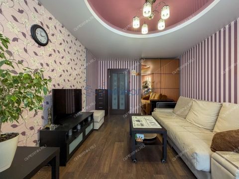 3-komnatnaya-ul-rodionova-d-165-k10 фото