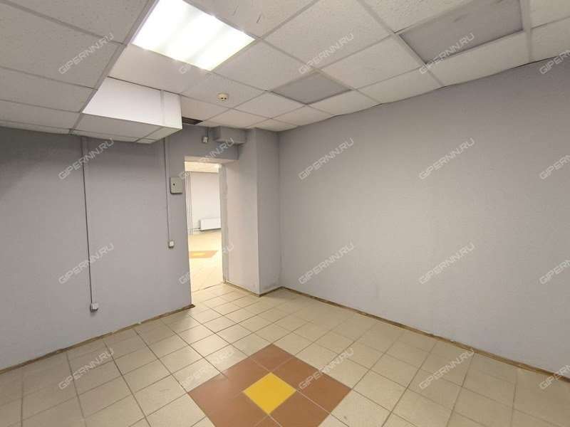 помещение под торговую площадь на Ижорская ул. д.18