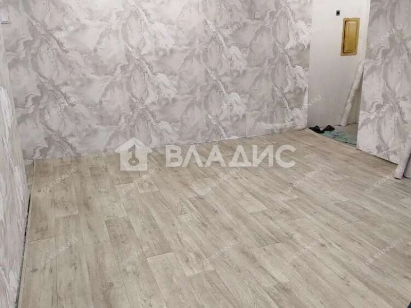 трёхкомнатная квартира на Автомеханической улице дом 17