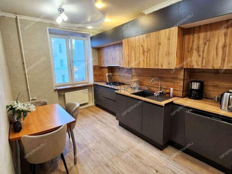 трёхкомнатная квартира на Московском шоссе дом 141