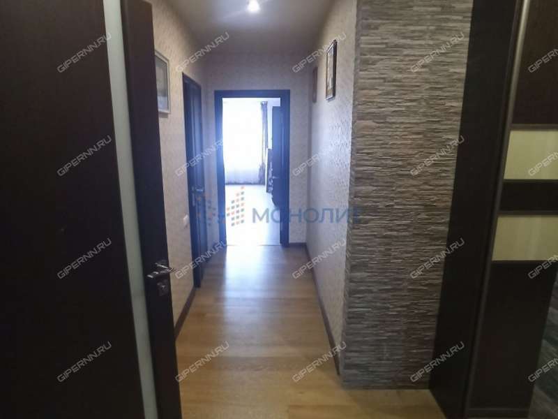 трёхкомнатная квартира на улице Родионова дом 195 к1