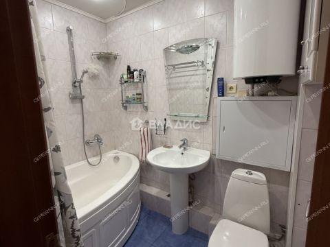 3-komnatnaya-ul-efremova-d-17 фото