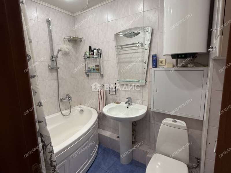 трёхкомнатная квартира на улице Ефремова дом 17