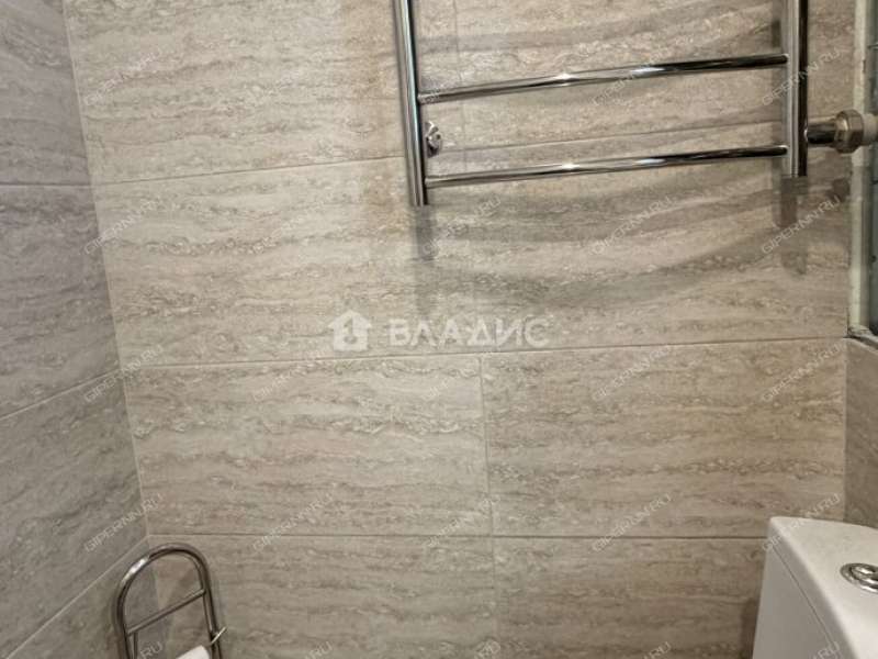 однокомнатная квартира на улице Июльских Дней дом 1 к2