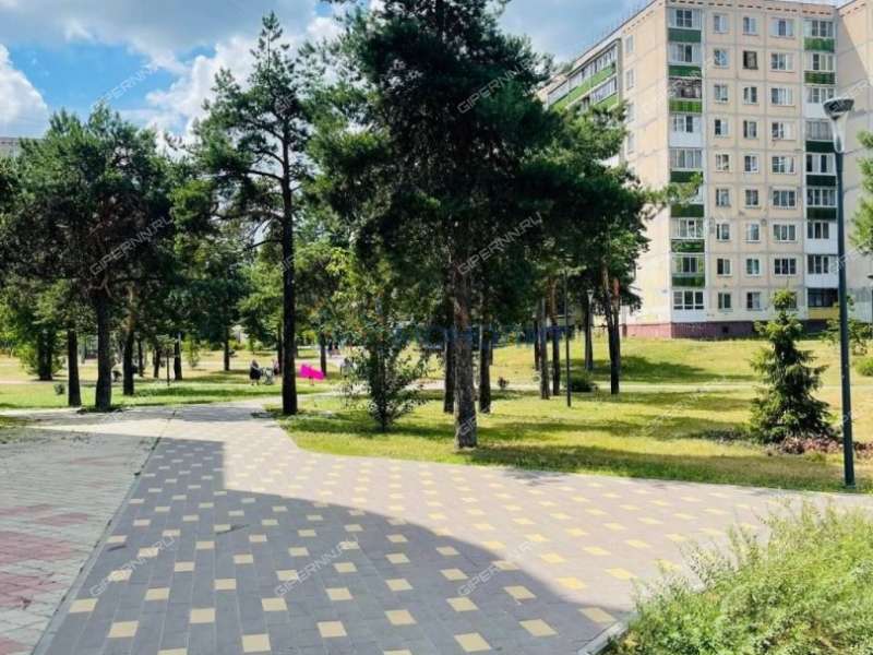 трёхкомнатная квартира на улице Героев Космоса дом 30