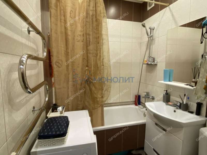 однокомнатная квартира на улице Героя Советского Союза Поющева дом 25