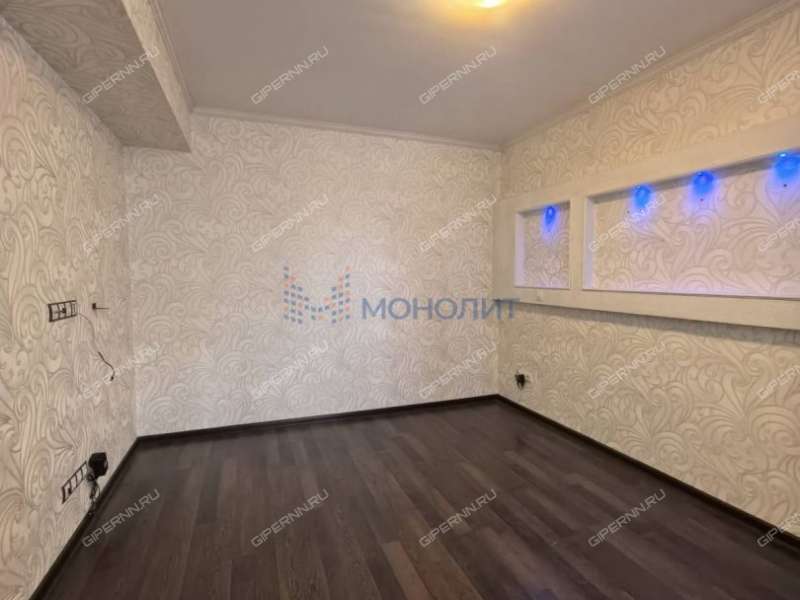 трёхкомнатная квартира на улице Фрунзе дом 21