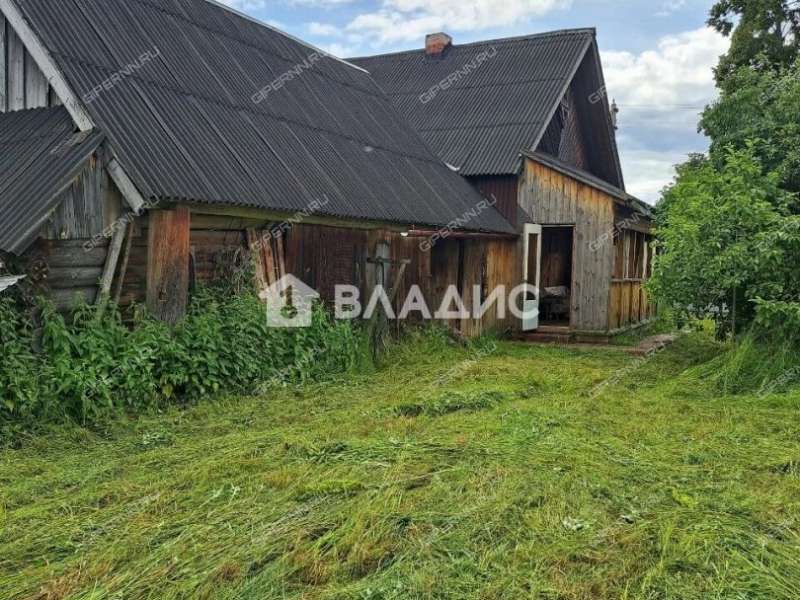 дом на улице Добролюбова сельский посёлок Красный Яр
