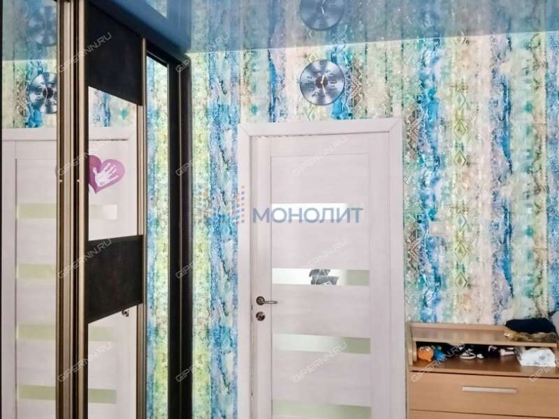 четырёхкомнатная квартира на проспекте Бусыгина дом 50