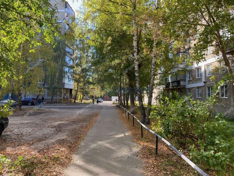 трёхкомнатная квартира на улице Пермякова дом 6