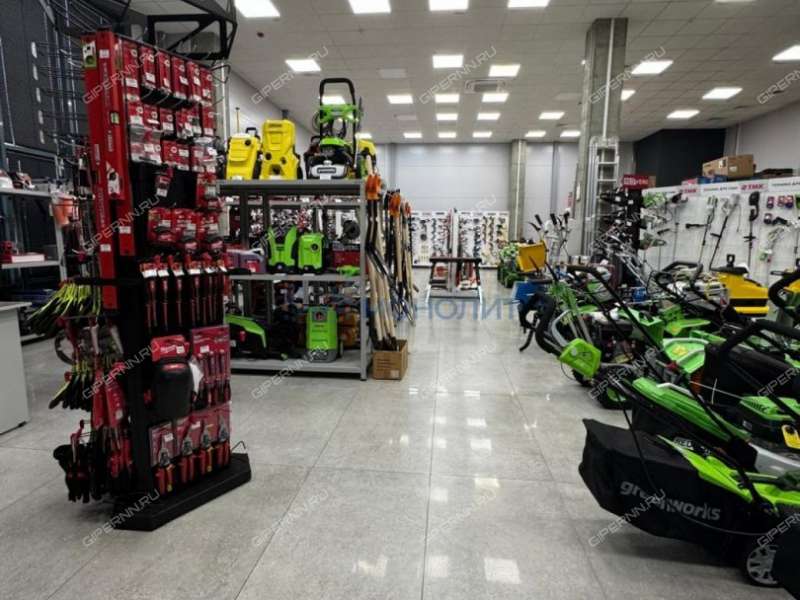 здание под торговую площадь, недвижимость под автобизнес на проспекте Гагарина